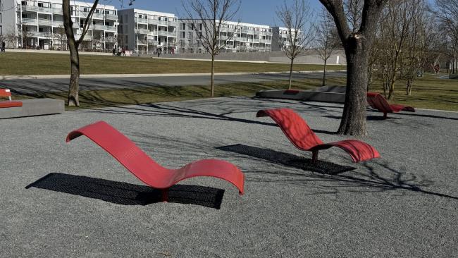 Liegen auf der Spielfläche